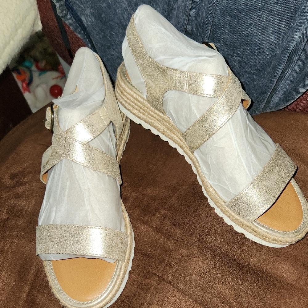 Brand New Luck Brand Sandals
